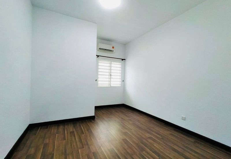 NILAI IMPIAN (LAMAN AZALEA)