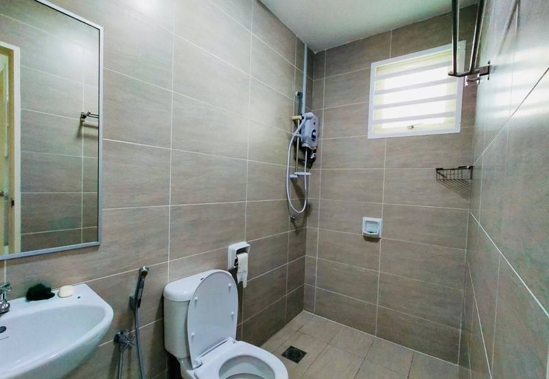 NILAI IMPIAN (LAMAN AZALEA)