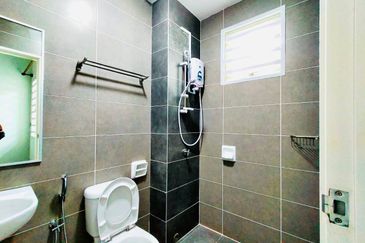 NILAI IMPIAN (LAMAN AZALEA)