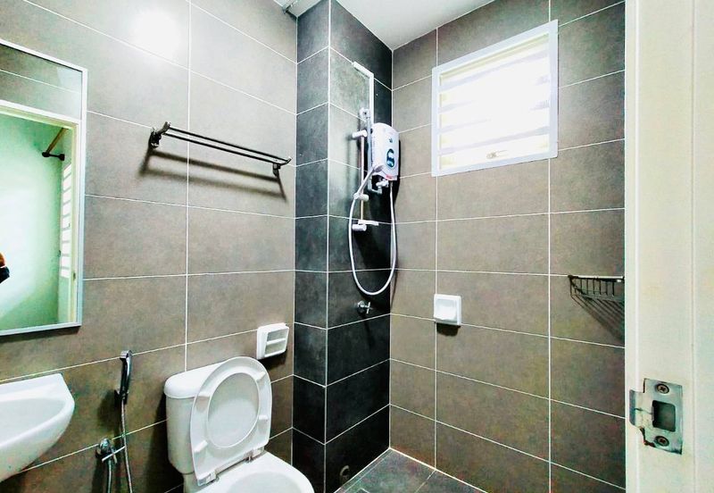 NILAI IMPIAN (LAMAN AZALEA)