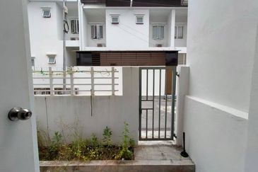 NILAI IMPIAN (LAMAN AZALEA)