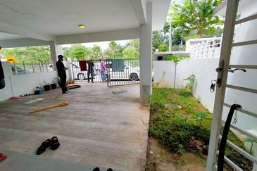 NILAI IMPIAN (LAMAN AZALEA)