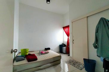 NILAI IMPIAN (LAMAN AZALEA)