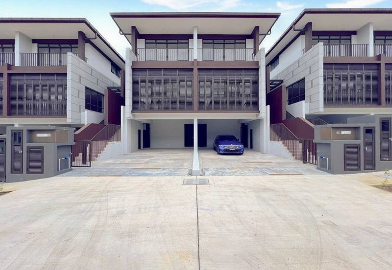 3 Storey Terrace House (PHASE 2) THE MULIA RESIDENCES, CYBERJAYA