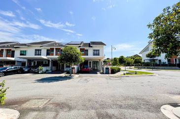 Perdana Hills ( Presint 11 )