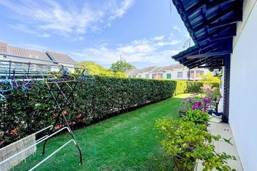 Perdana Hills ( Presint 11 )