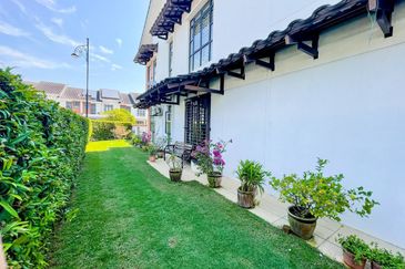 Perdana Hills ( Presint 11 )