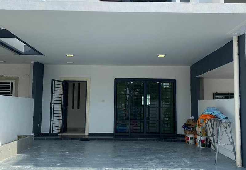 Laman Delfina @ Nilai Impian