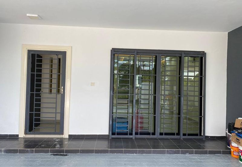 Laman Delfina @ Nilai Impian