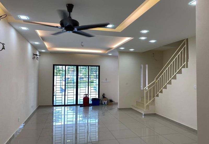 Laman Delfina @ Nilai Impian