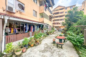 Bukit Kuda Apartment