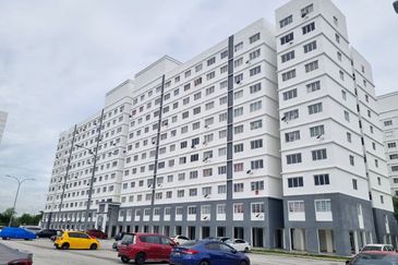 Simfoni Apartment @ Eco Majestic (Rumah Selangorku)