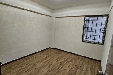 Pangsapuri Putra Damai