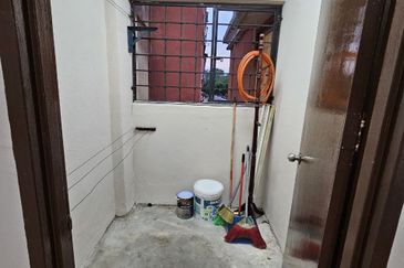 Pangsapuri Putra Damai