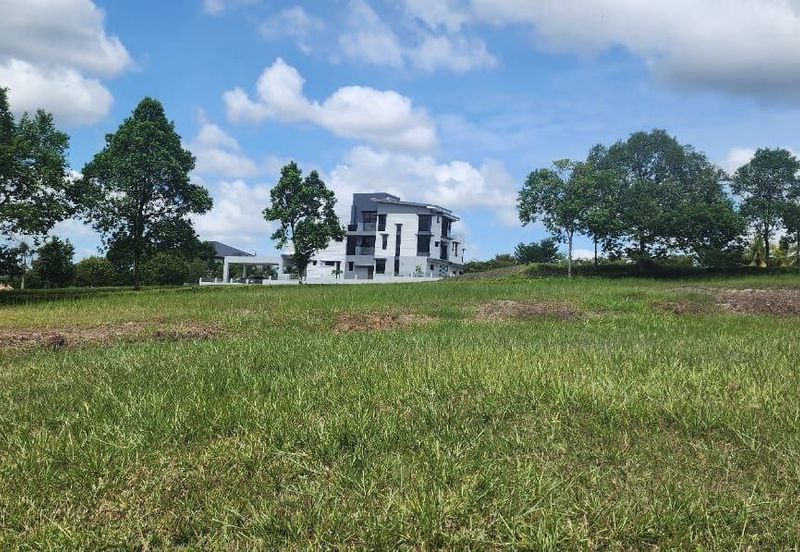 Perdana Hills ( Presint 11 )