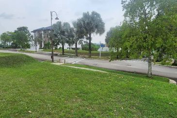 Perdana Hills ( Presint 11 )