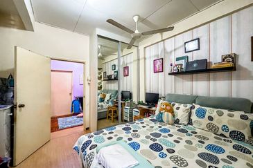 Lorong Gugusan Alam 7/15