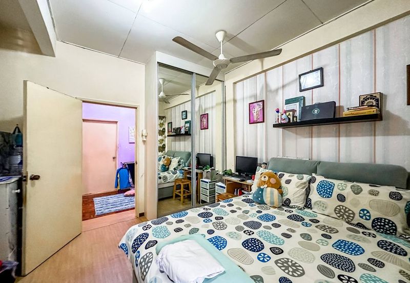 Lorong Gugusan Alam 7/15