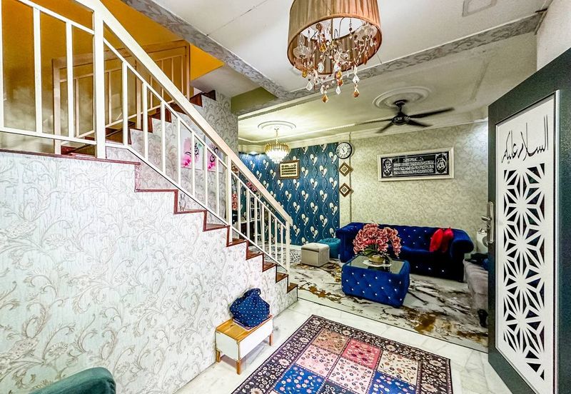 Lorong Gugusan Alam 7/15