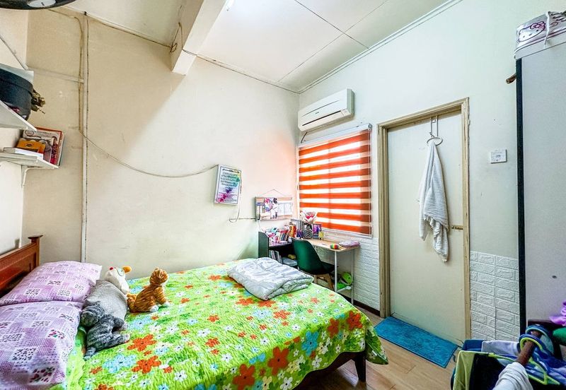 Lorong Gugusan Alam 7/15