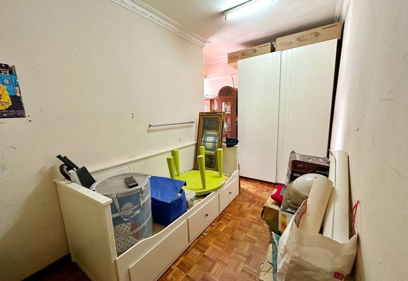 FULL LOAN RENOVATED  Apartment Tasik Heights Bandar Tasik Selatan Cheras Kuala Lumpur FOR SALE