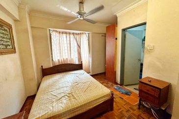 FULL LOAN RENOVATED  Apartment Tasik Heights Bandar Tasik Selatan Cheras Kuala Lumpur FOR SALE