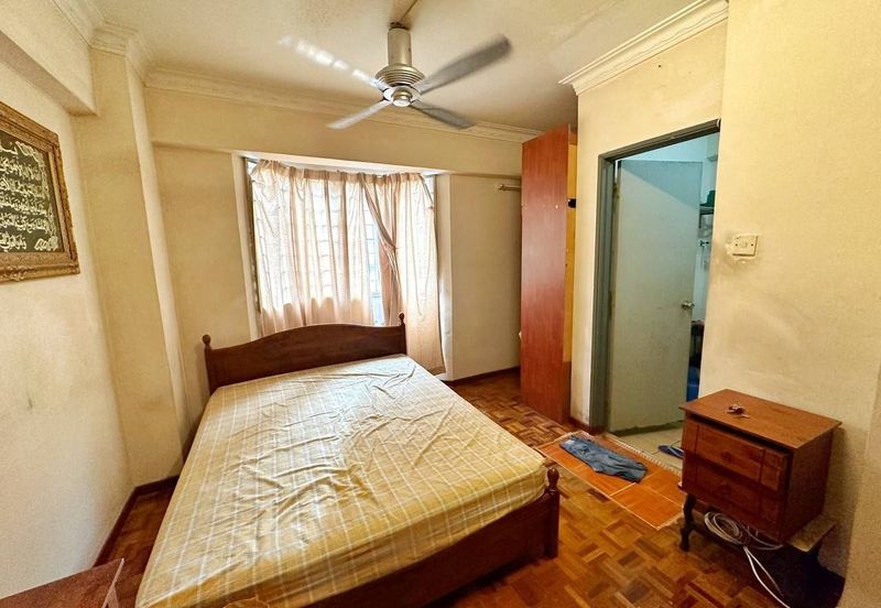 FULL LOAN RENOVATED  Apartment Tasik Heights Bandar Tasik Selatan Cheras Kuala Lumpur FOR SALE