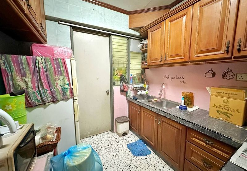 FULL LOAN RENOVATED  Apartment Tasik Heights Bandar Tasik Selatan Cheras Kuala Lumpur FOR SALE