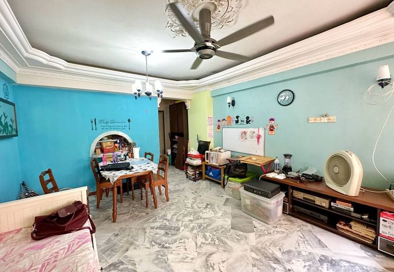 FULL LOAN RENOVATED  Apartment Tasik Heights Bandar Tasik Selatan Cheras Kuala Lumpur FOR SALE