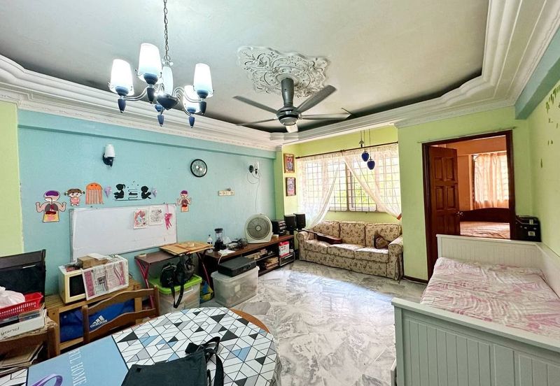 FULL LOAN RENOVATED  Apartment Tasik Heights Bandar Tasik Selatan Cheras Kuala Lumpur FOR SALE