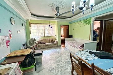 FULL LOAN RENOVATED  Apartment Tasik Heights Bandar Tasik Selatan Cheras Kuala Lumpur FOR SALE