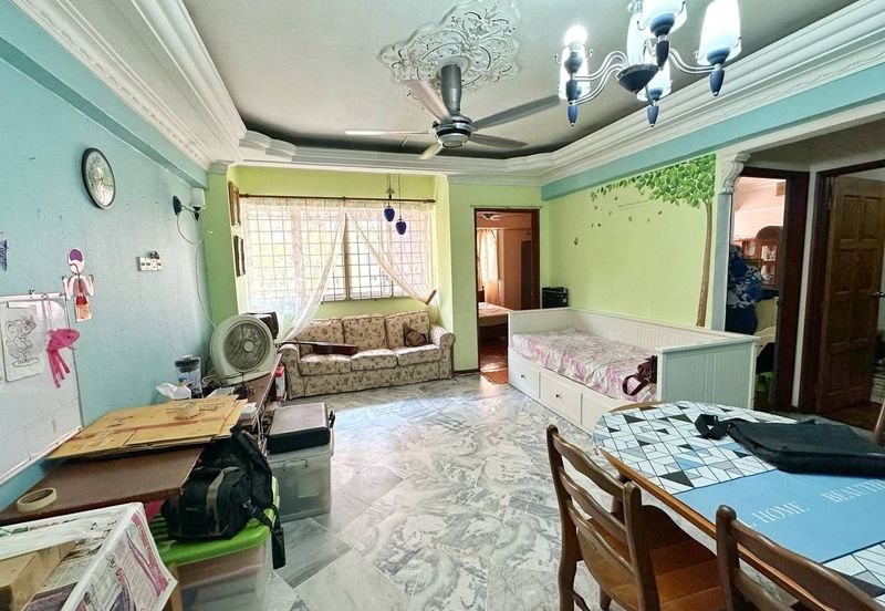 FULL LOAN RENOVATED  Apartment Tasik Heights Bandar Tasik Selatan Cheras Kuala Lumpur FOR SALE