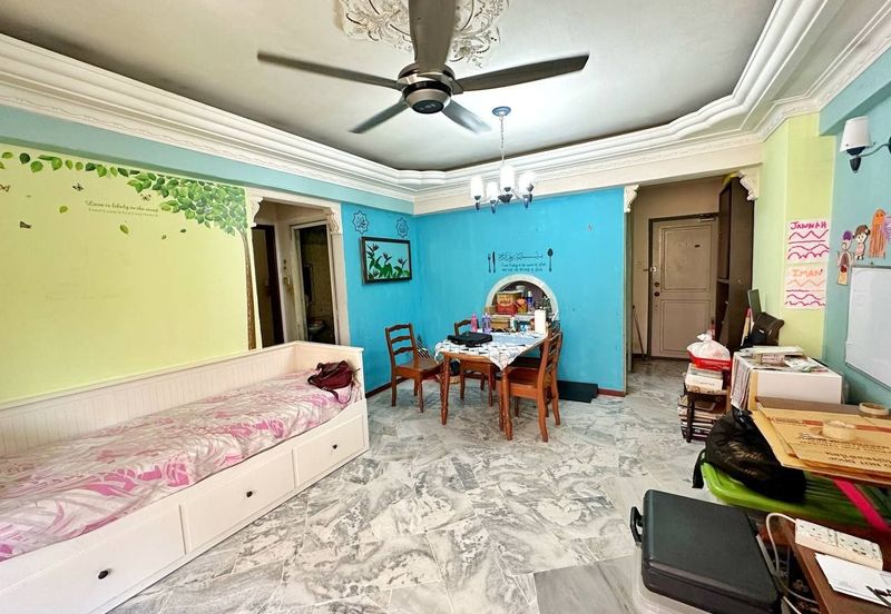 FULL LOAN RENOVATED  Apartment Tasik Heights Bandar Tasik Selatan Cheras Kuala Lumpur FOR SALE