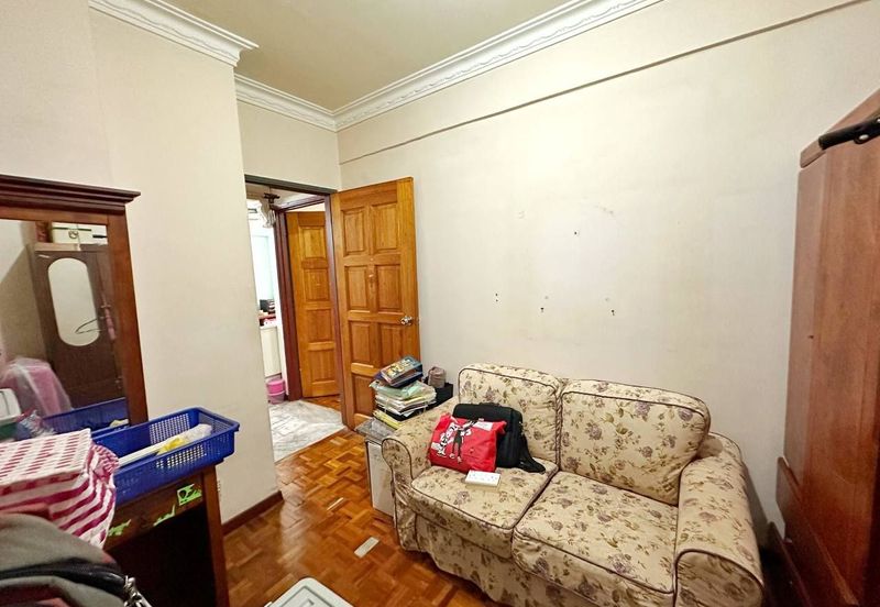 FULL LOAN RENOVATED  Apartment Tasik Heights Bandar Tasik Selatan Cheras Kuala Lumpur FOR SALE