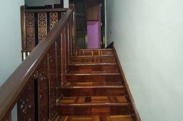 Jalan Bunga Melati 2/2