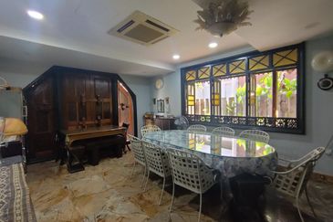 Jalan Bunga Melati 2/2