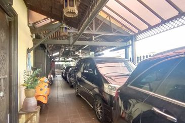 Jalan Bunga Melati 2/2