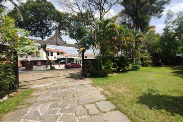 Jalan Bunga Melati 2/2