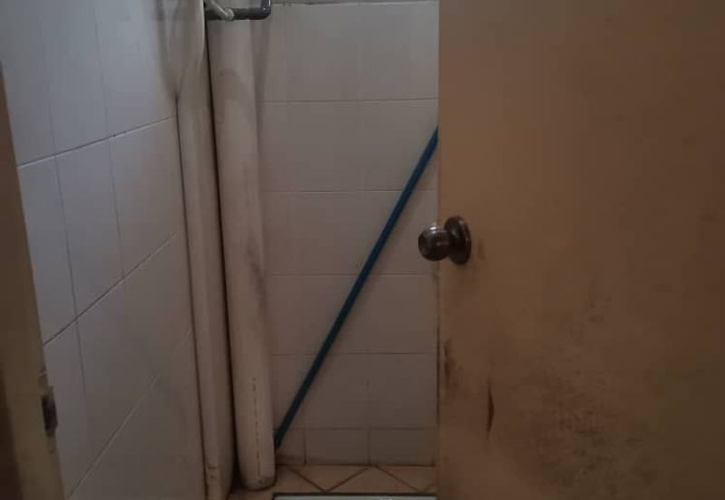 Jalan Kebun Nenas 1A/KS7