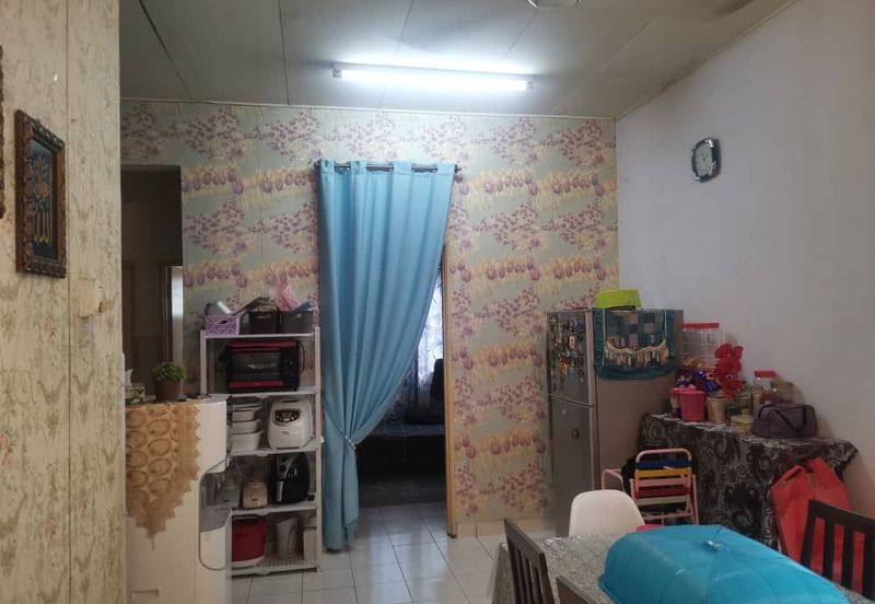 Jalan Kebun Nenas 1A/KS7