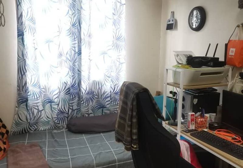 Jalan Kebun Nenas 1A/KS7