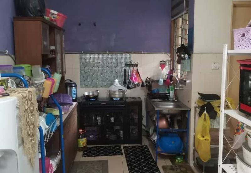 Jalan Kebun Nenas 1A/KS7