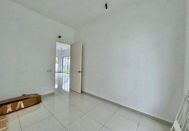 Ebonylane @ Eco Forest