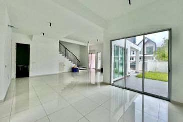 Ebonylane @ Eco Forest