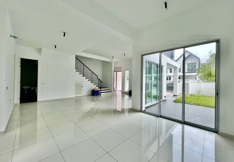 Ebonylane @ Eco Forest