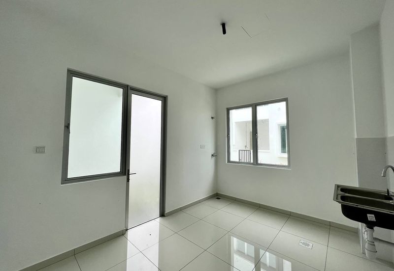 Ebonylane @ Eco Forest