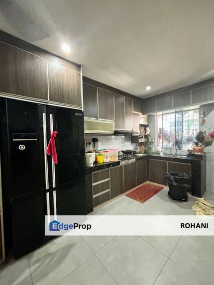 A FULLY EXTENDED RENOVATED FACING OPEN Double Storey Taman Saujana Puchong 1 FOR SALE, Selangor, Puchong South