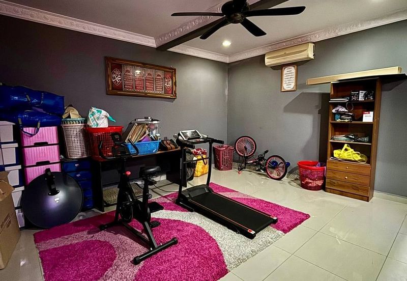 Taman Saujana Puchong