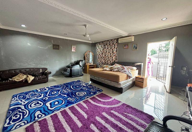 Taman Saujana Puchong