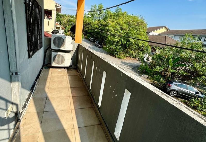 Taman Saujana Puchong